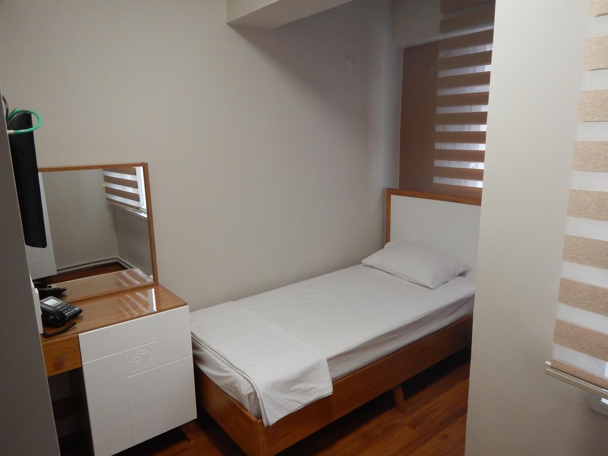 Ipek Hotel Balıkesir Exterior foto